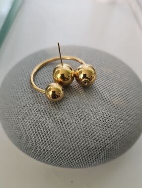 Elegant Stainless Steel Gold Sphere  Stud Set